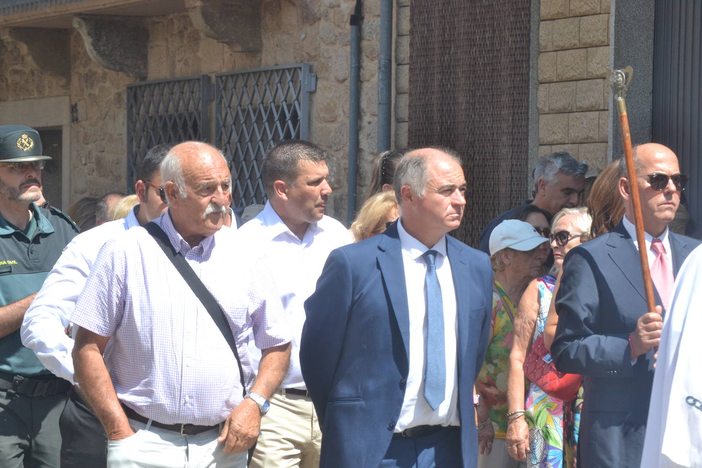 San Bartolo recibe el calor de los vecinos de Aldeadávila