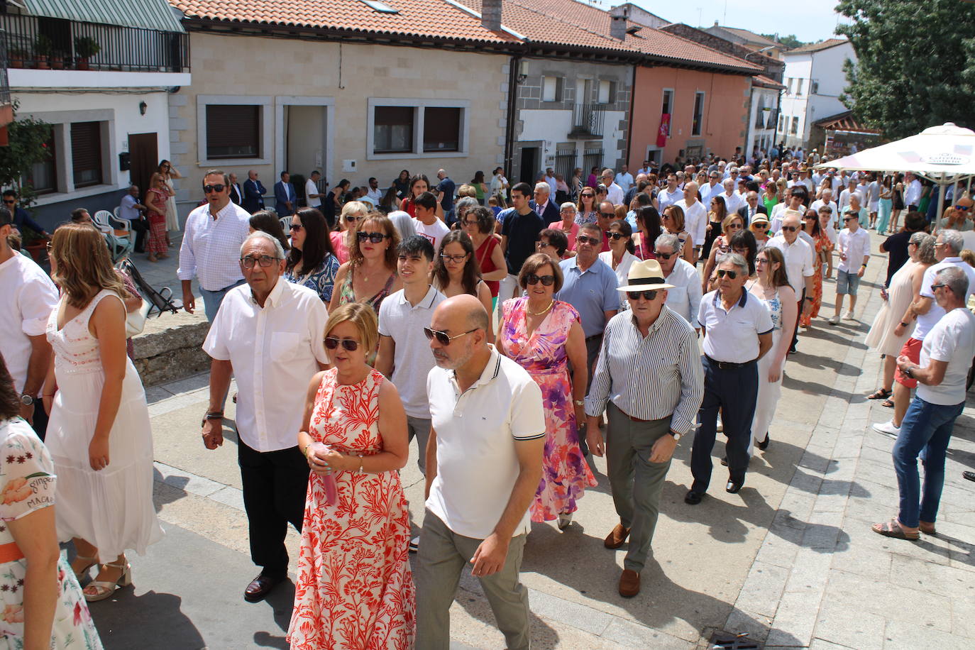 Los Santos acompaña a San Bartolo en el día grande de su fiesta