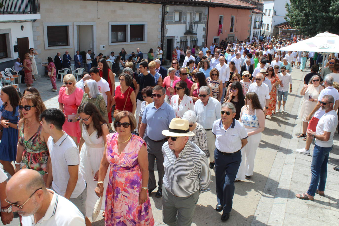 Los Santos acompaña a San Bartolo en el día grande de su fiesta