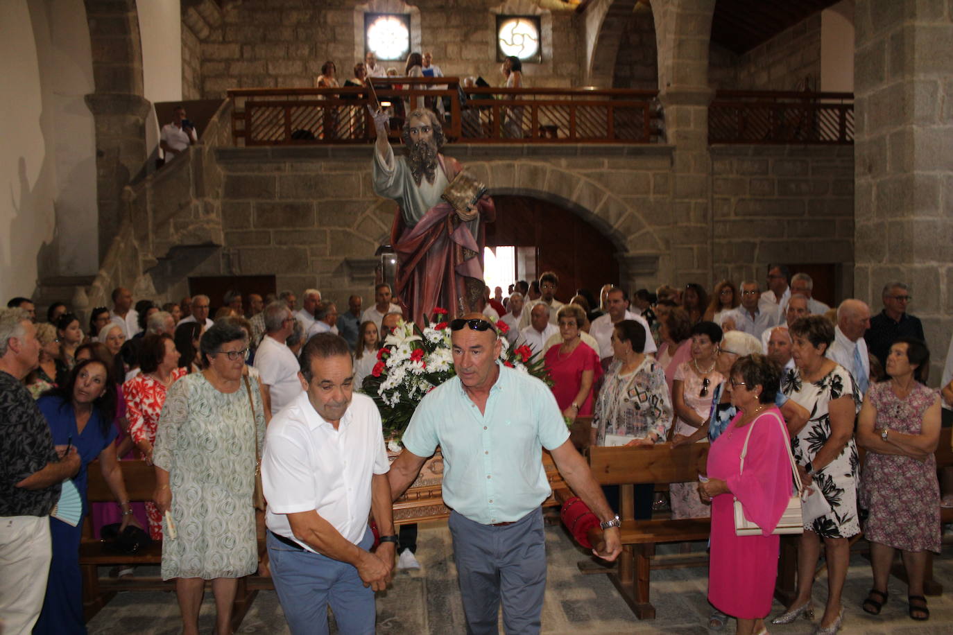 Los Santos acompaña a San Bartolo en el día grande de su fiesta