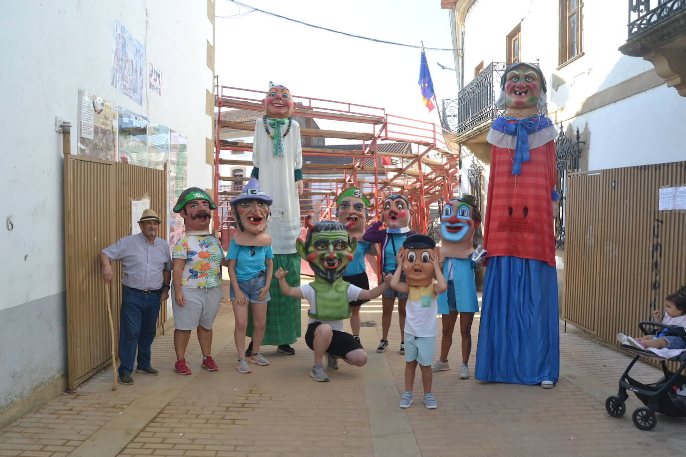 Lumbrales celebra un encierro vibrante