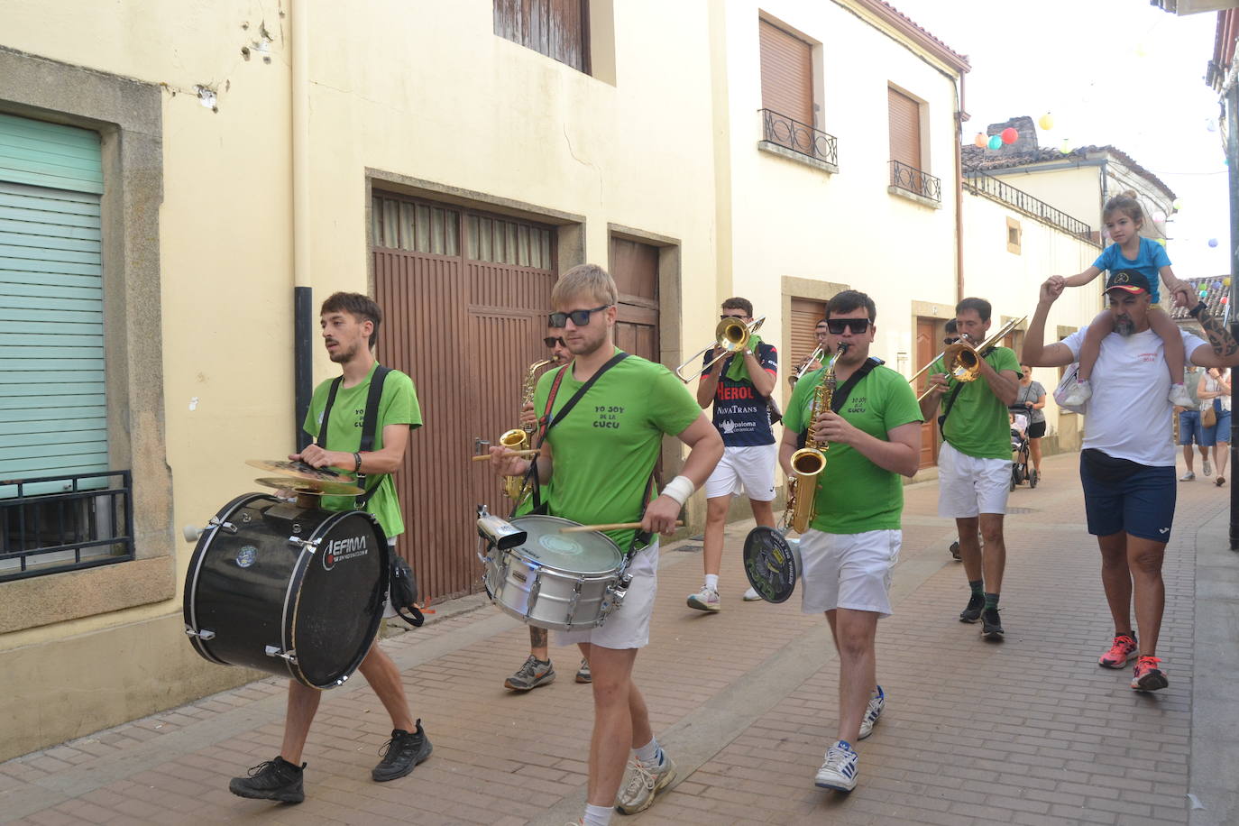 Lumbrales celebra un encierro vibrante