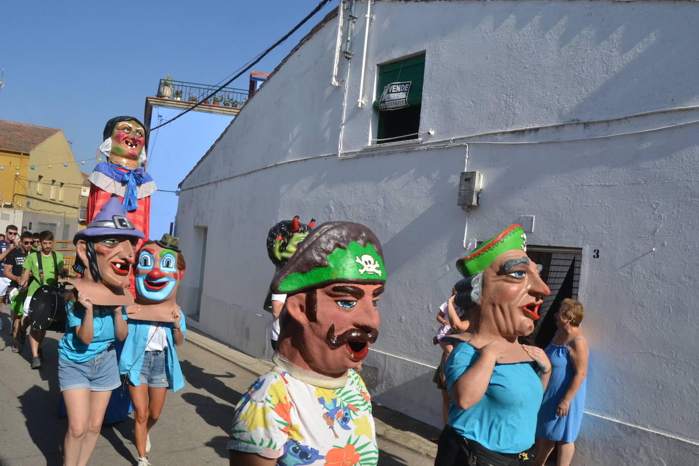 Lumbrales celebra un encierro vibrante