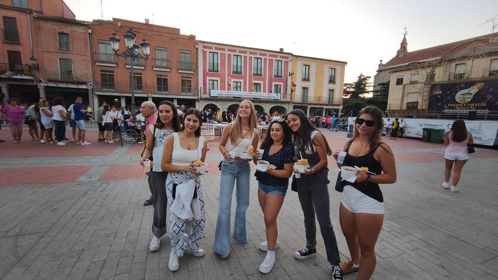 Carne de novillo para todos en las plazas de Peñaranda