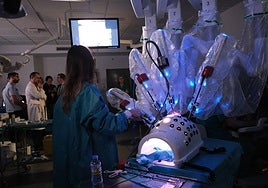 Imagen de un quirófano del Hospital de Salamanca.