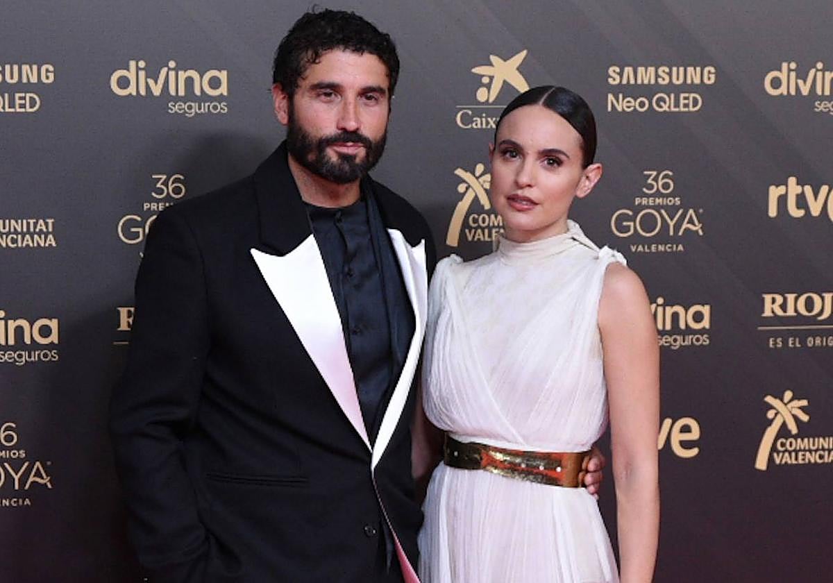 Verónica Echegui y Álex García.