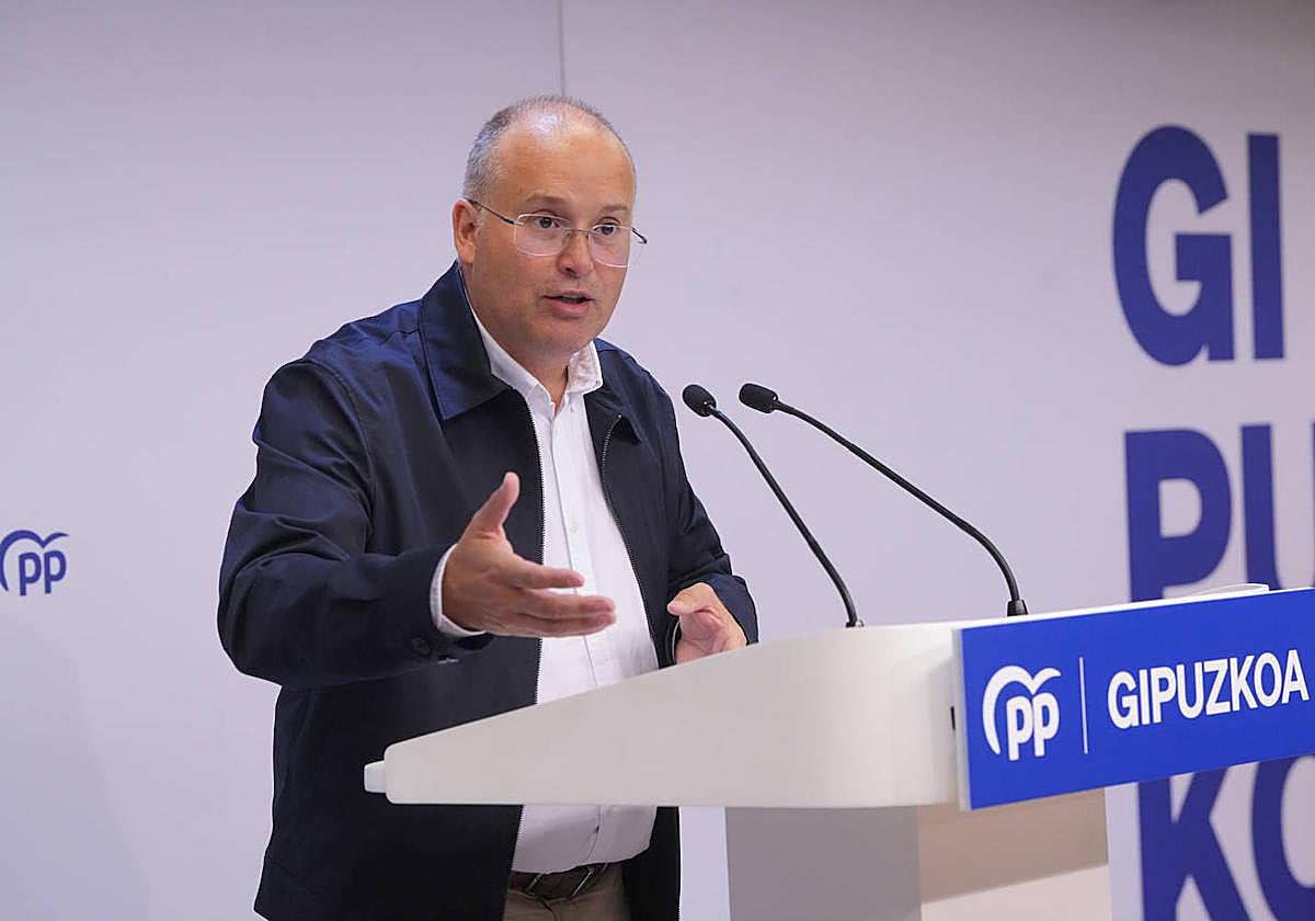 El secretario general del PP. Miguel tellado, durante un acto en San Sebastián.