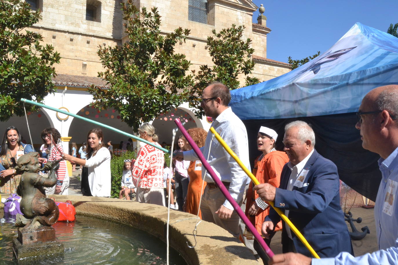 Los futuros espectadores se divierten en la Feria de Teatro