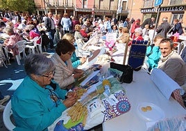 Anterior encuentro de encajeras celebrado en Peñaranda.