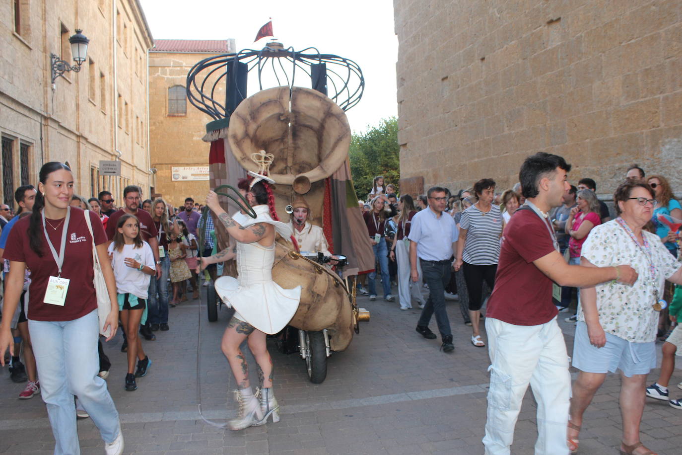Penúltima jornada de la Feria de Teatro en Ciudad Rodrigo: dos estrenos absolutos e impronta internacional