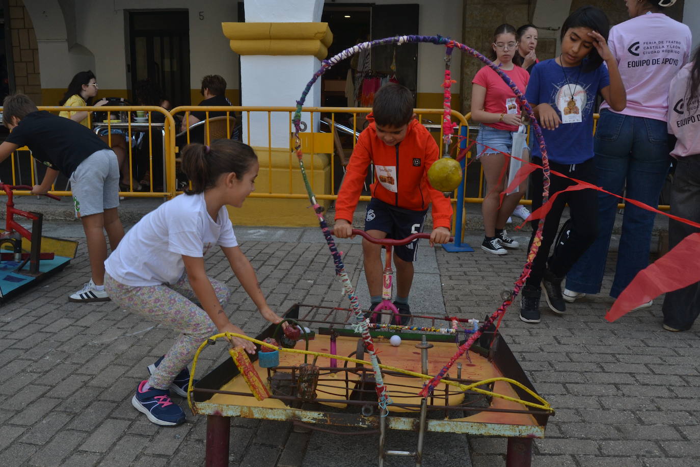 Una divertida mañana en la Feria de Teatro de Ciudad Rodrigo