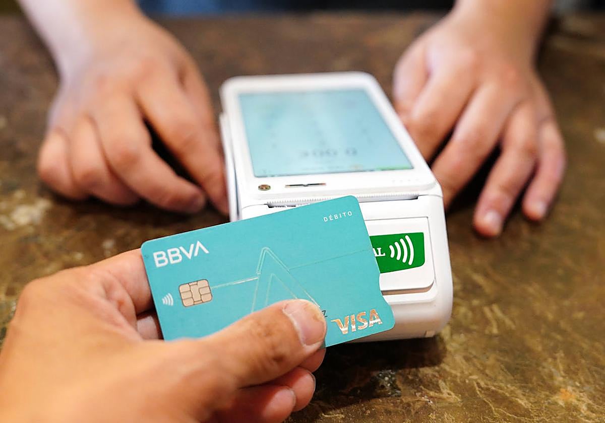 ¿Cree que el nuevo sistema de facturación Verifactu acabará con las irregularidades fiscales en el comercio local?