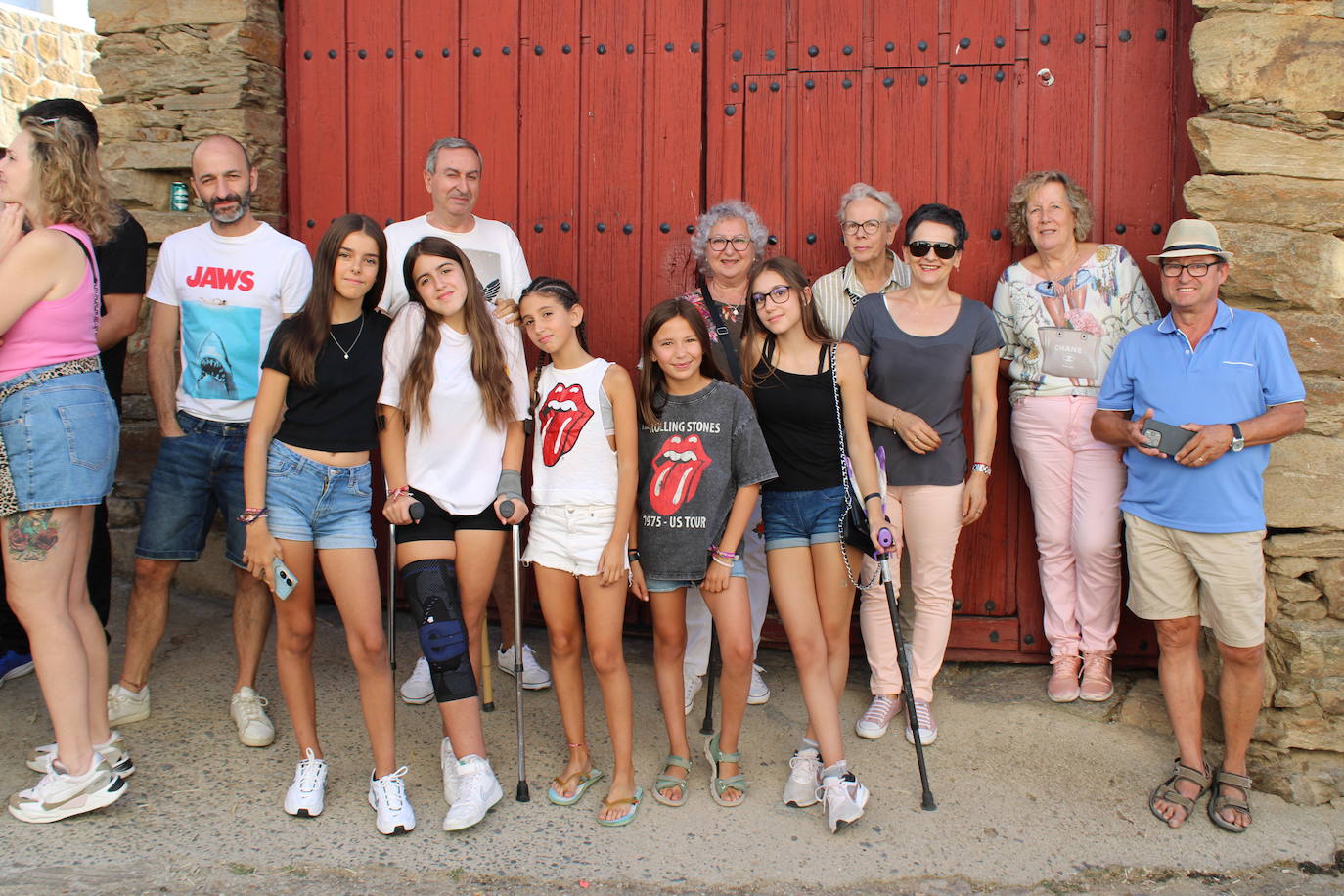 Los autos locos ruedan por las calles de Cespedosa de Tormes