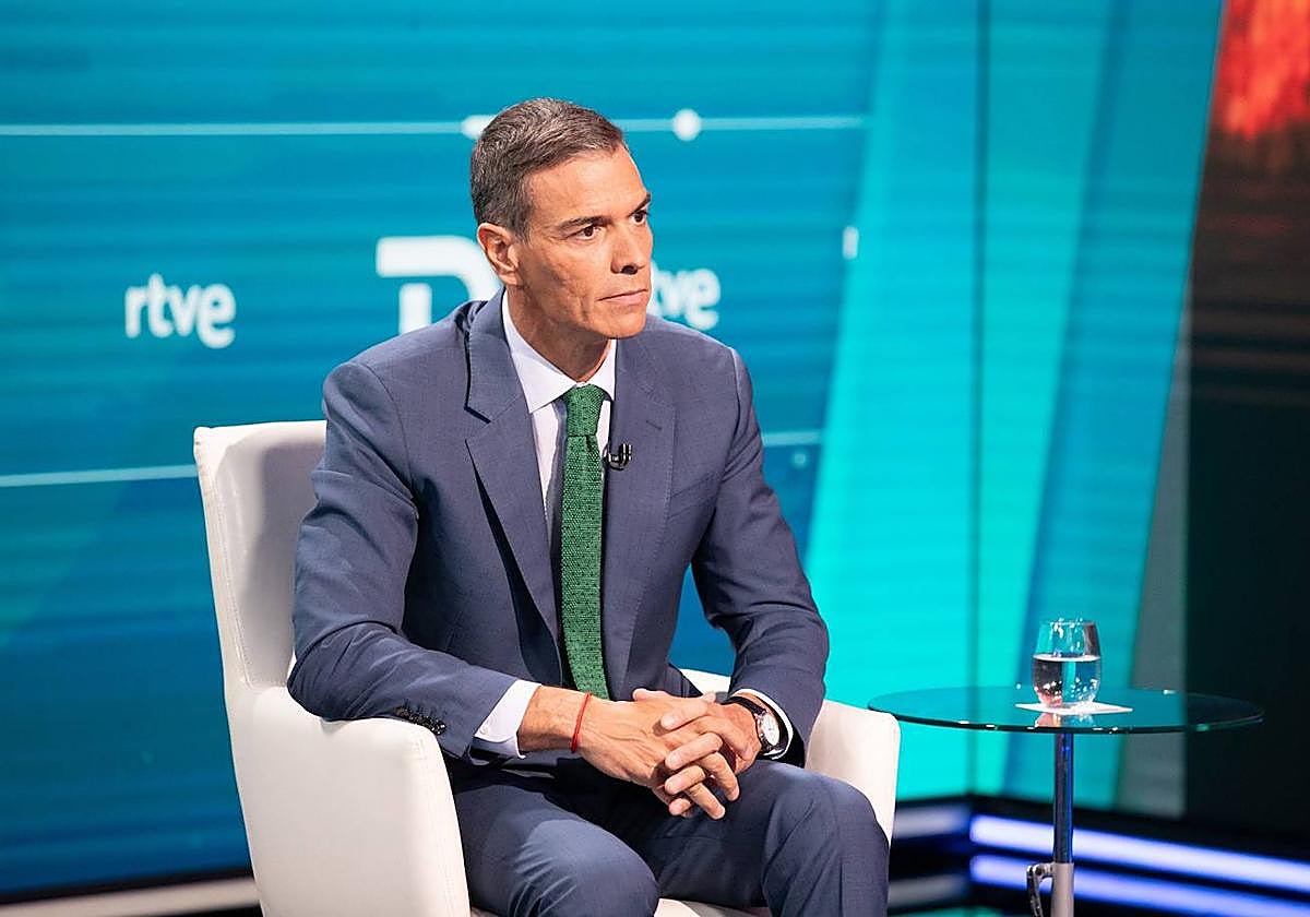 El presidente del Gobierno, Pedro Sánchez, durante su entrevista en RTVE.