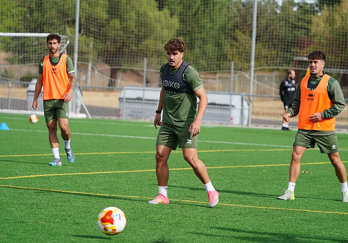 Abde Damar durante la sesión de entrenamiento de este martes en el anexo al Reina Sofía.