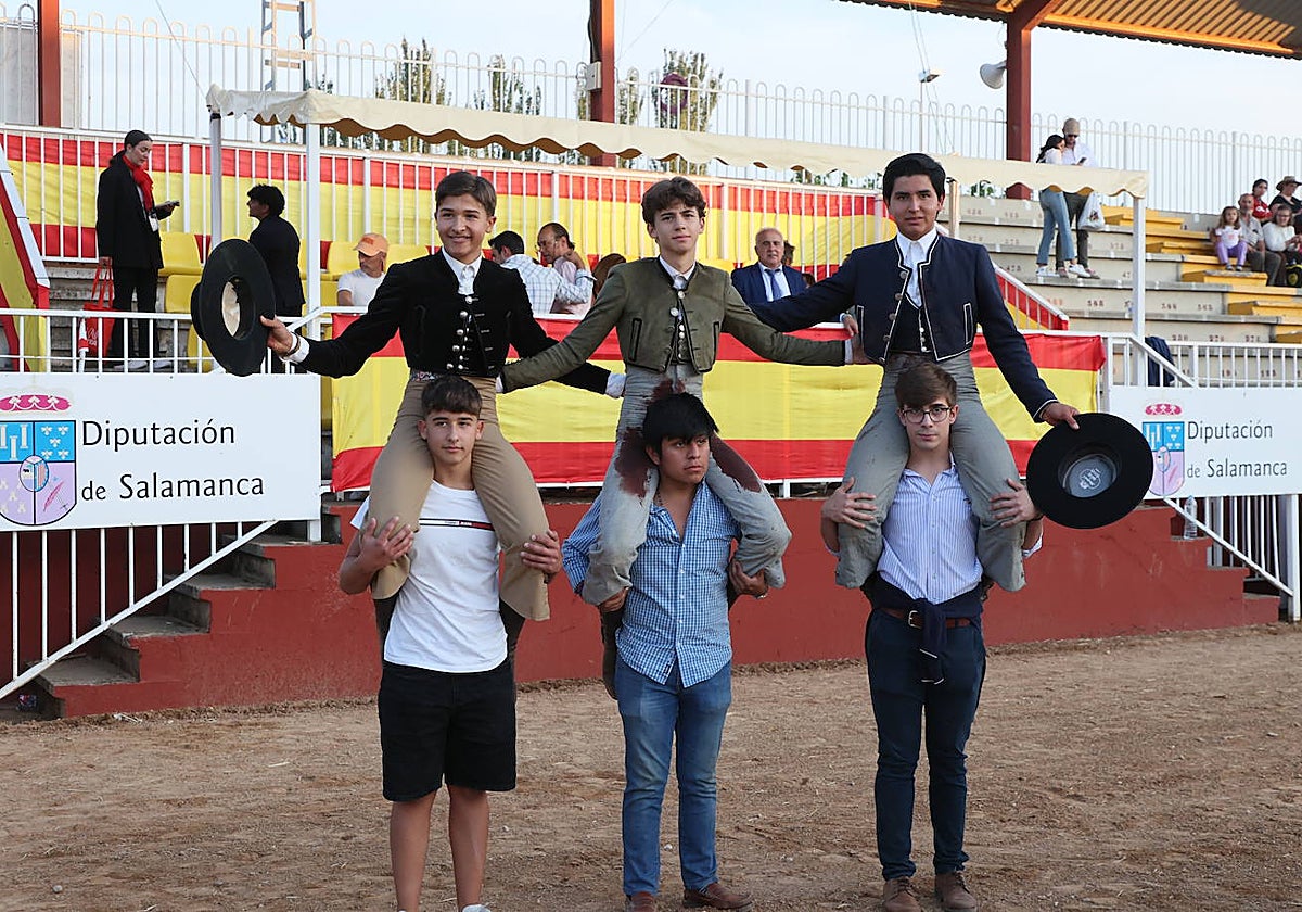 Dos orejas para Berdejo, Vanegas y Panero