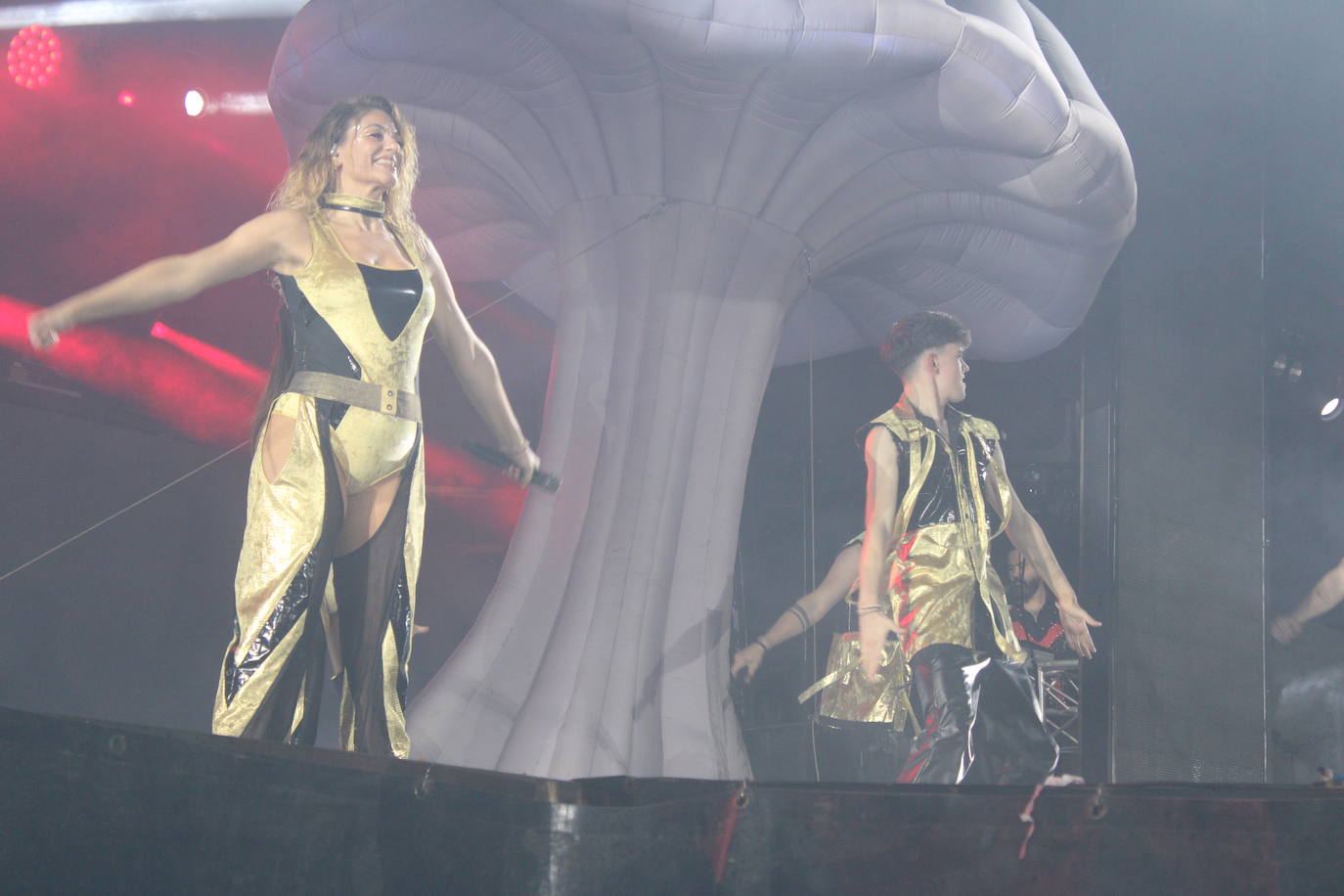 La Misión triunfa en la primera noche de verbena de las fiestas de Béjar