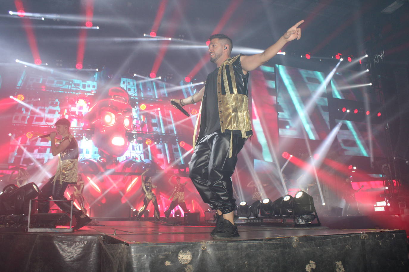 La Misión triunfa en la primera noche de verbena de las fiestas de Béjar