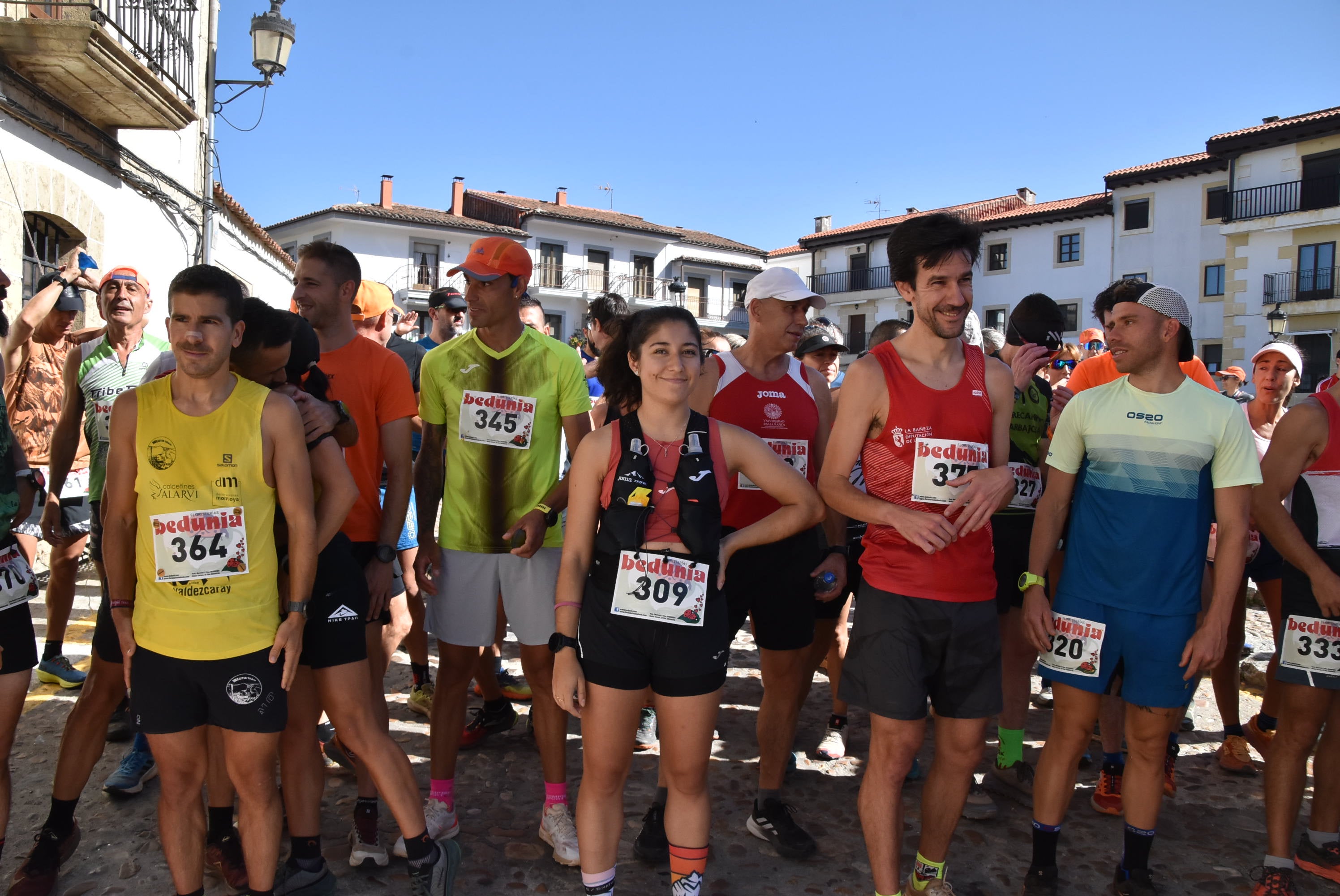 Álvaro García y Verónica Sánchez ganan en la Arrebatacapas de Candelario