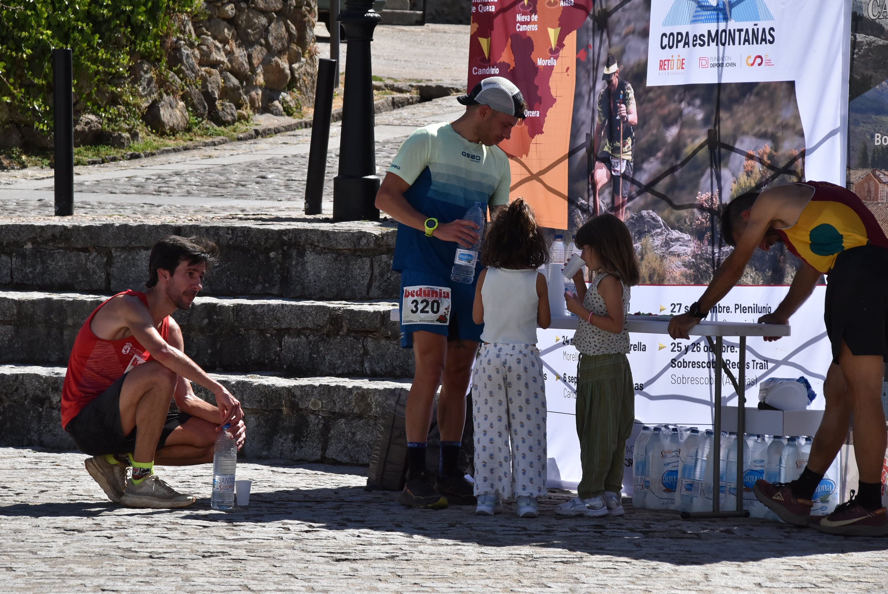 Álvaro García y Verónica Sánchez ganan en la Arrebatacapas de Candelario