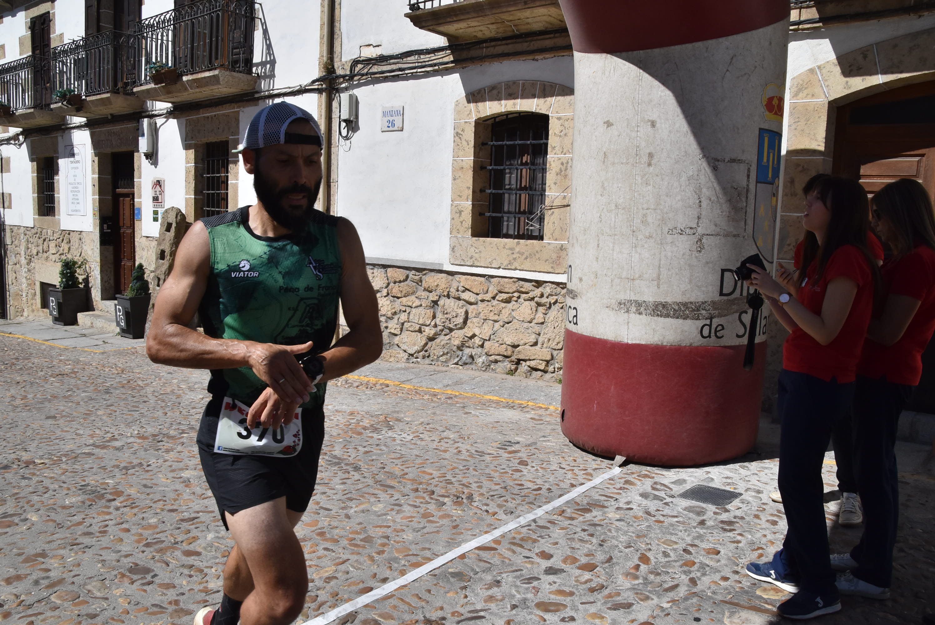 Álvaro García y Verónica Sánchez ganan en la Arrebatacapas de Candelario