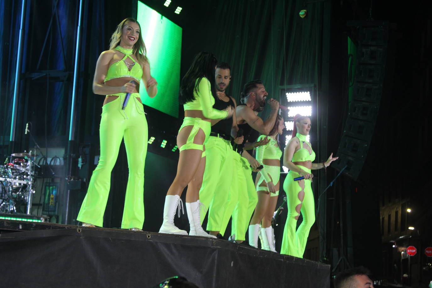 La música anima la noche de fiesta en Béjar