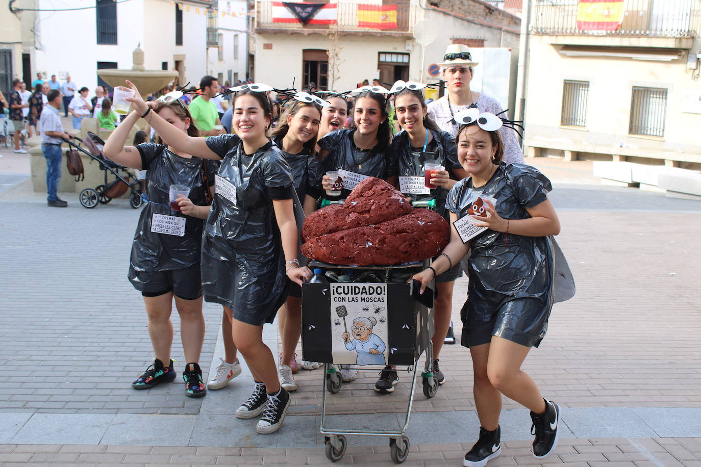 Ambiente joven para abrir la fiesta en Cespedosa de Tormes