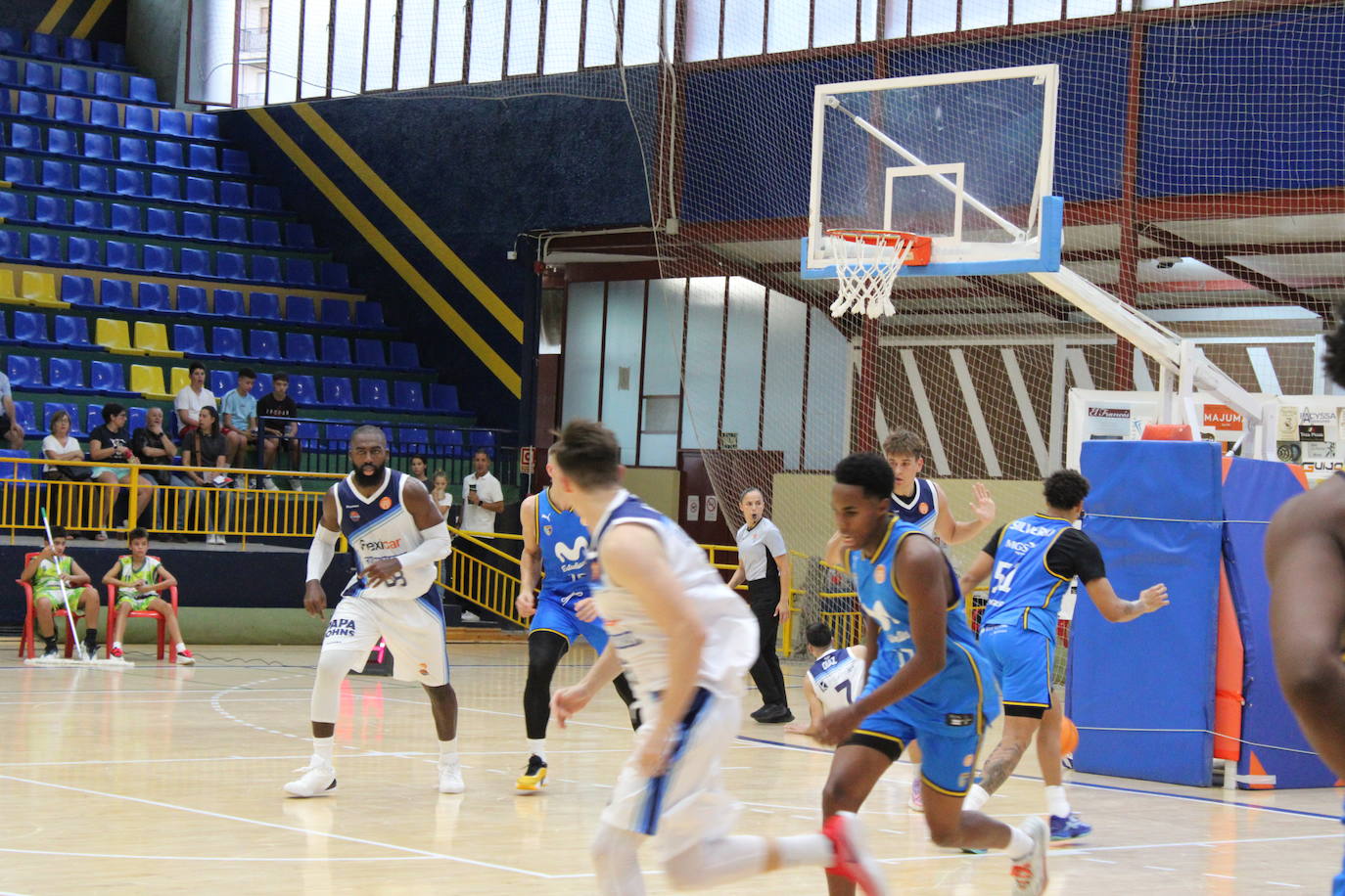 Béjar disfruta con el baloncesto