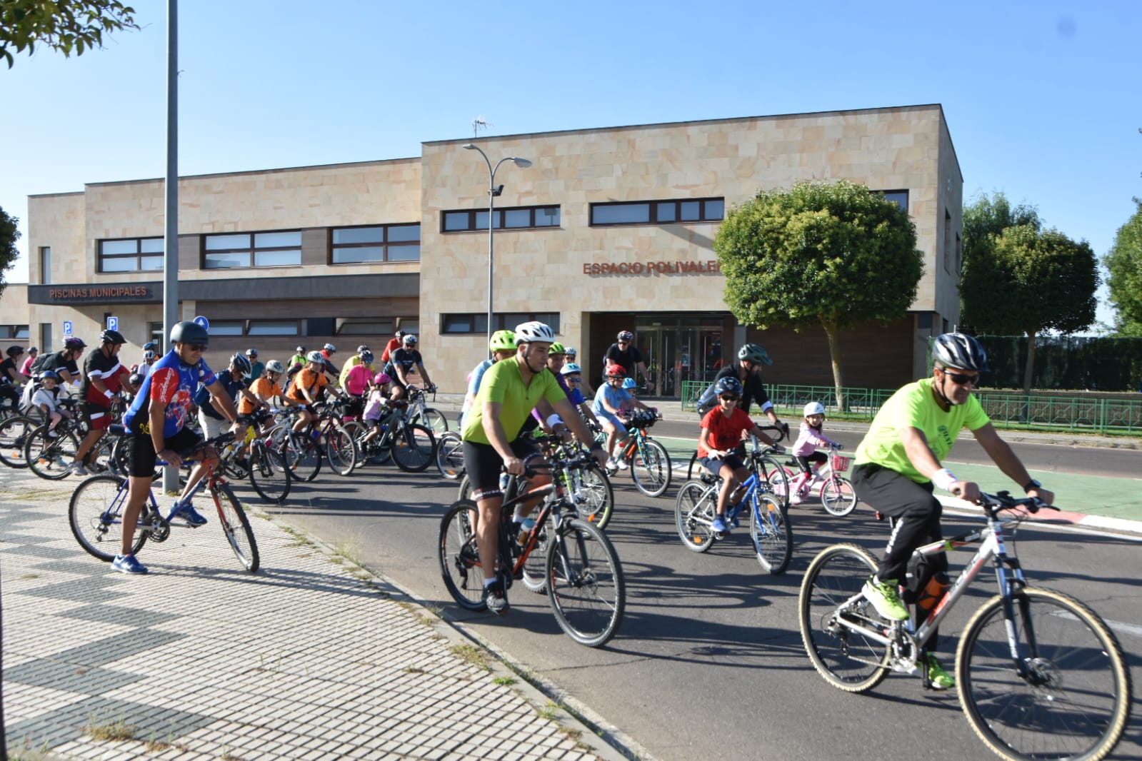 Villares &#039;pedalea&#039; un año más en familia