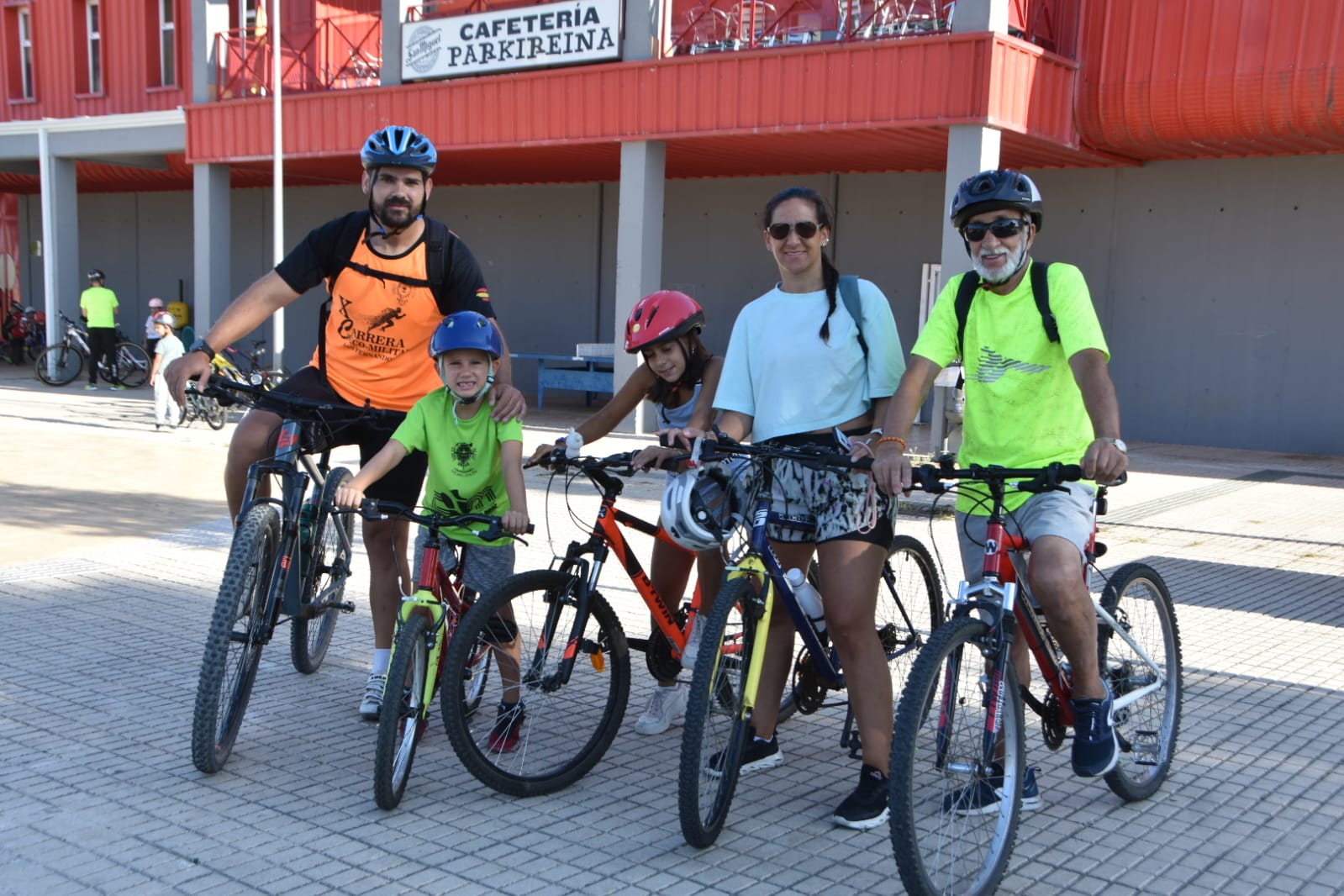 Villares &#039;pedalea&#039; un año más en familia