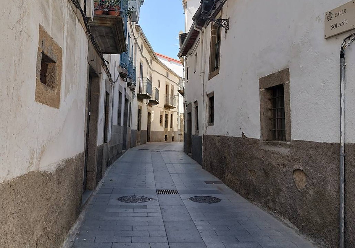 Una calle vacía en Béjar.