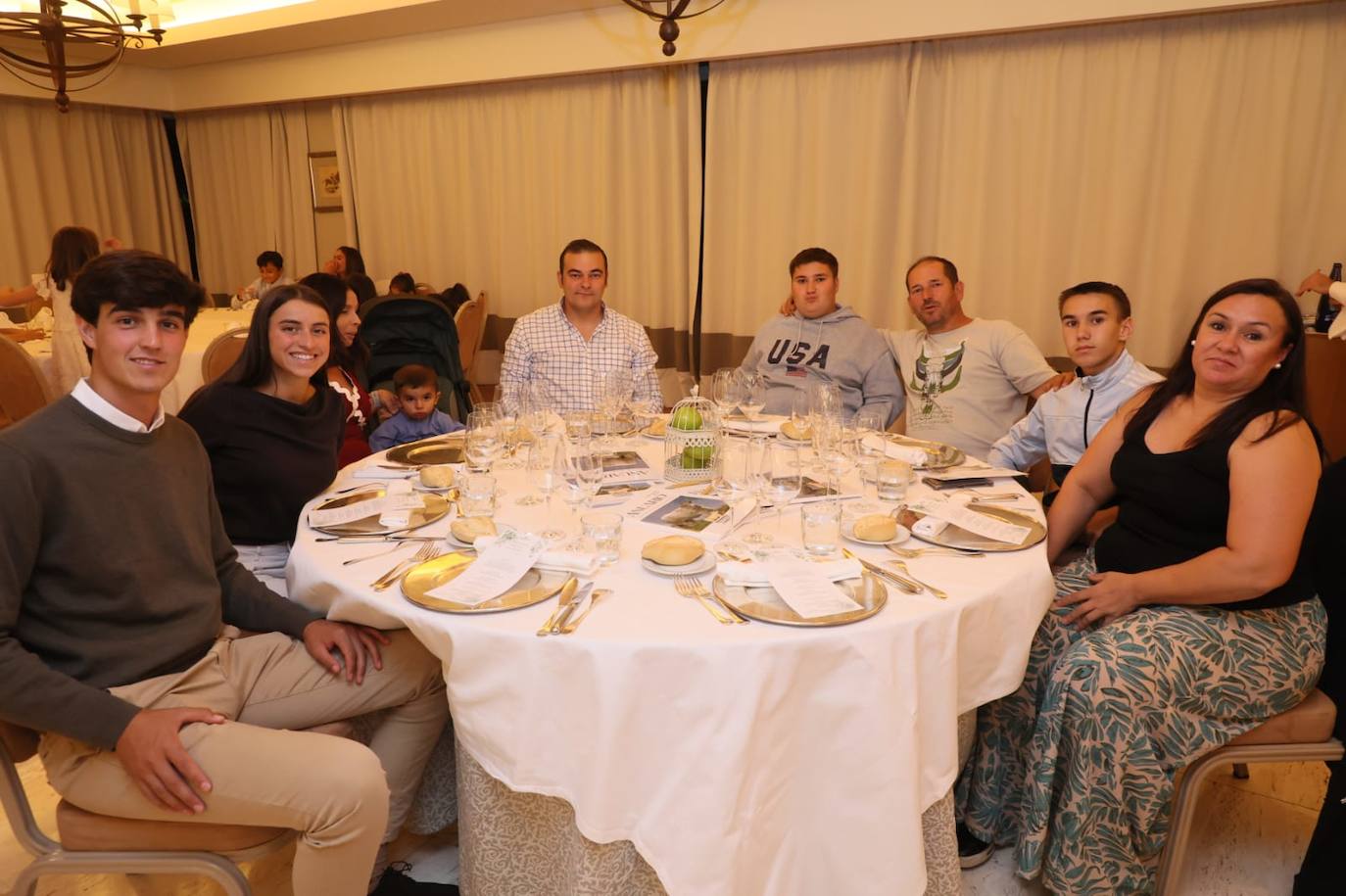 La cena de la Asociación Nacional de Charolés, en imágenes