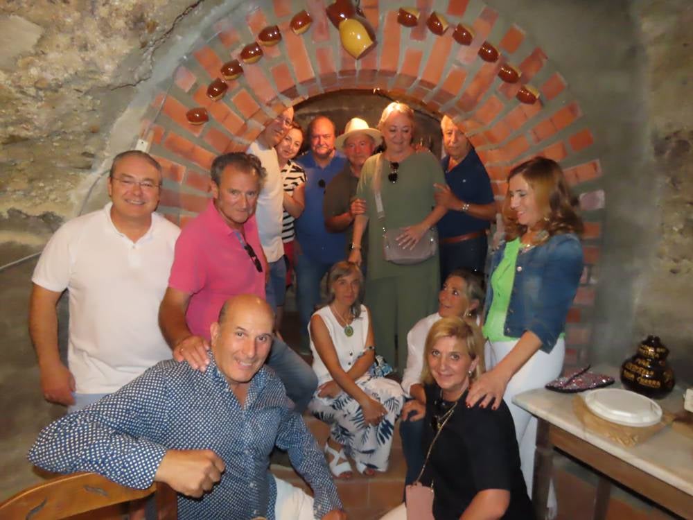 Visita al patrimonio subterráneo de Macotera