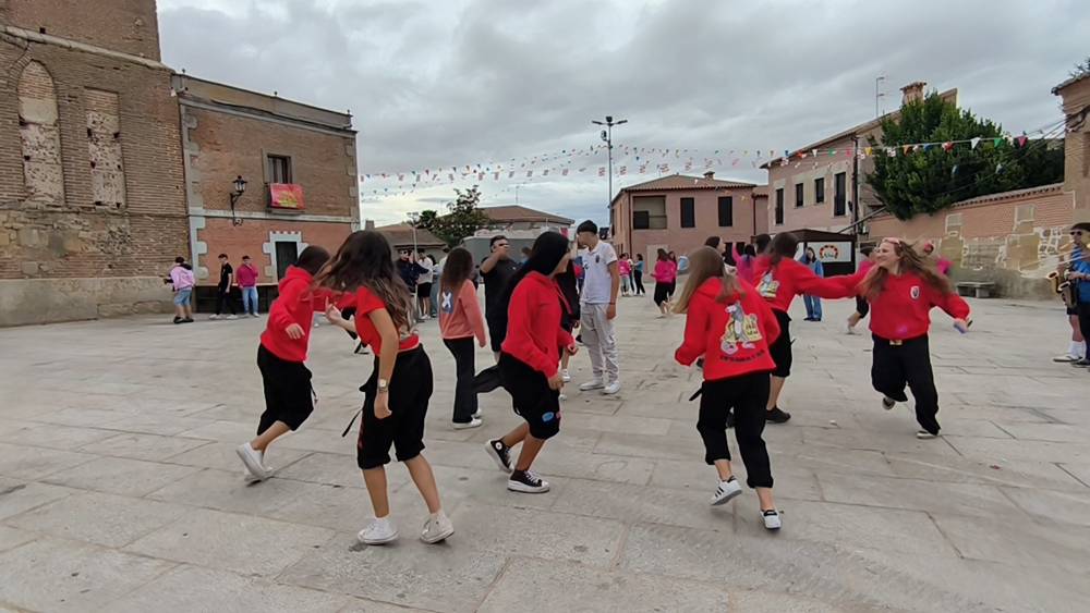 1.800 raciones de paella en Villoria