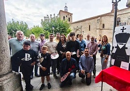 Ganadores, organizadores y algunos participantes del torneo.