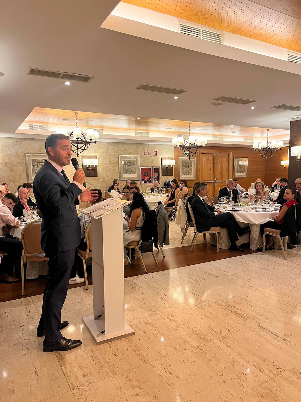 La cena de la Asociación Nacional de Charolés, en imágenes