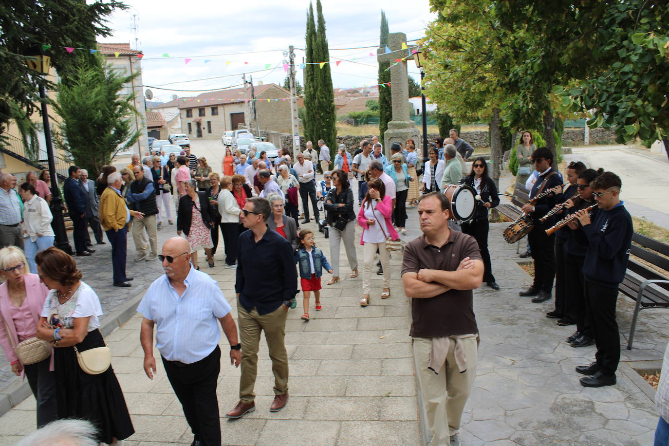 Gallegos de Solmirón acompaña a la Virgen de Gracia Carrero