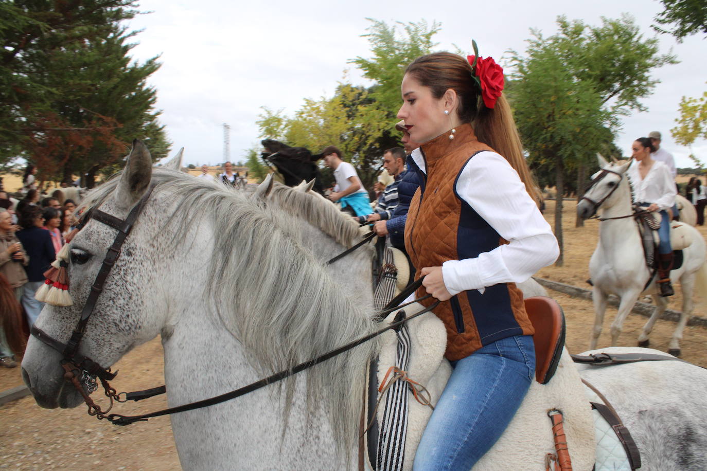 Honores a la Virgen del Carrascal en Cespedosa de Tormes
