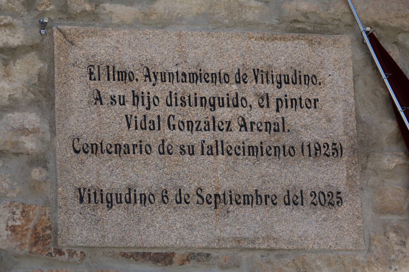 Vitigudino rinde honores a González Arenal