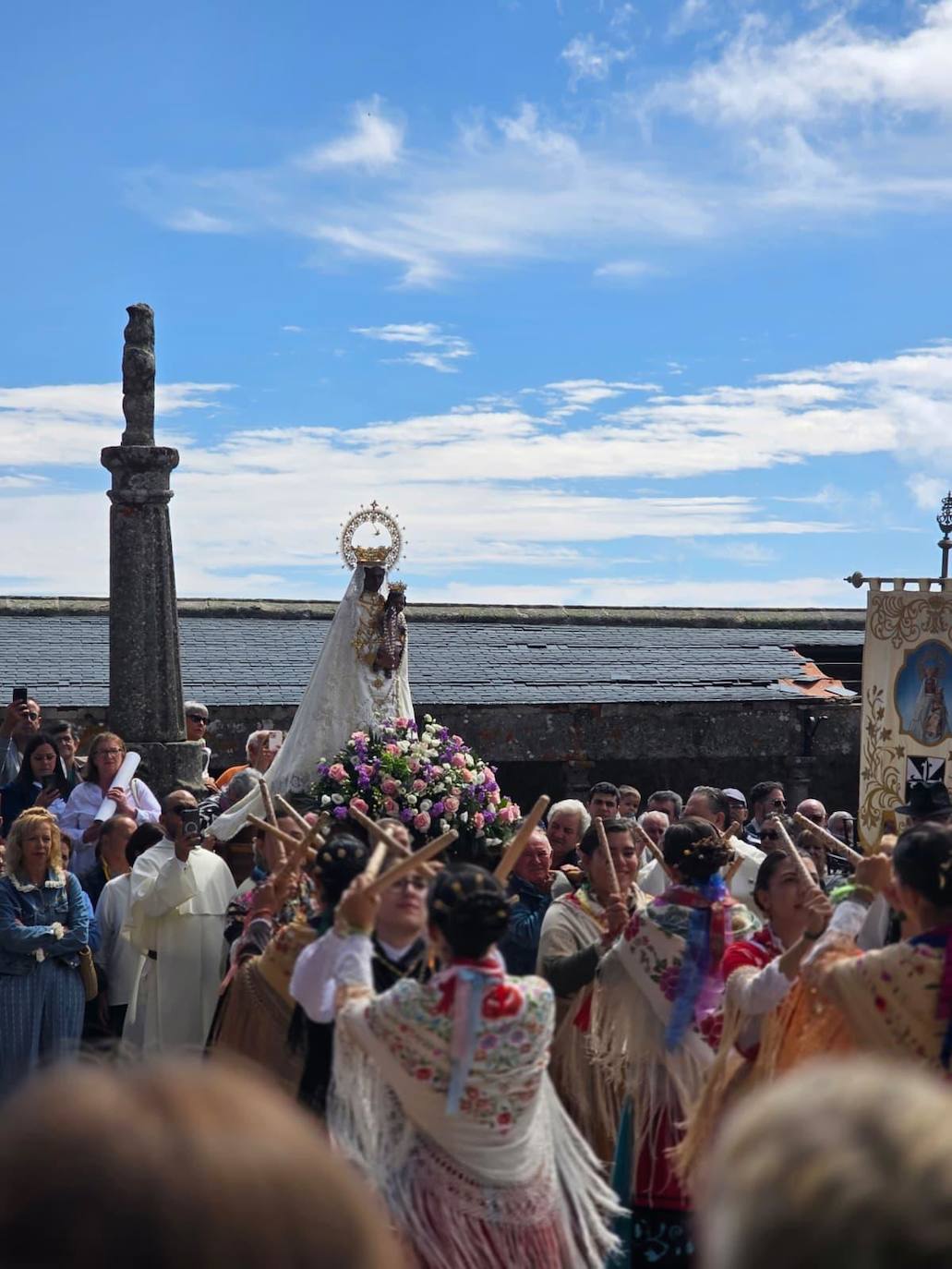 La devoción de La Alberca llega a la Virgen de la Peña de Francia