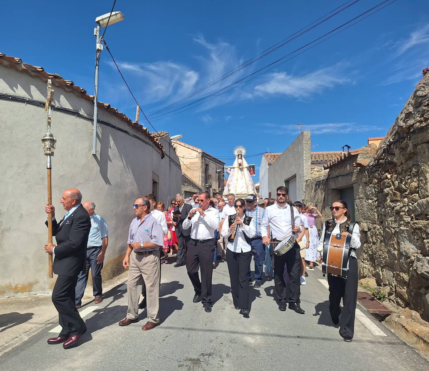 Encuentro junto a la Virgen de Gracia Carrero en Gallegos de Solmirón