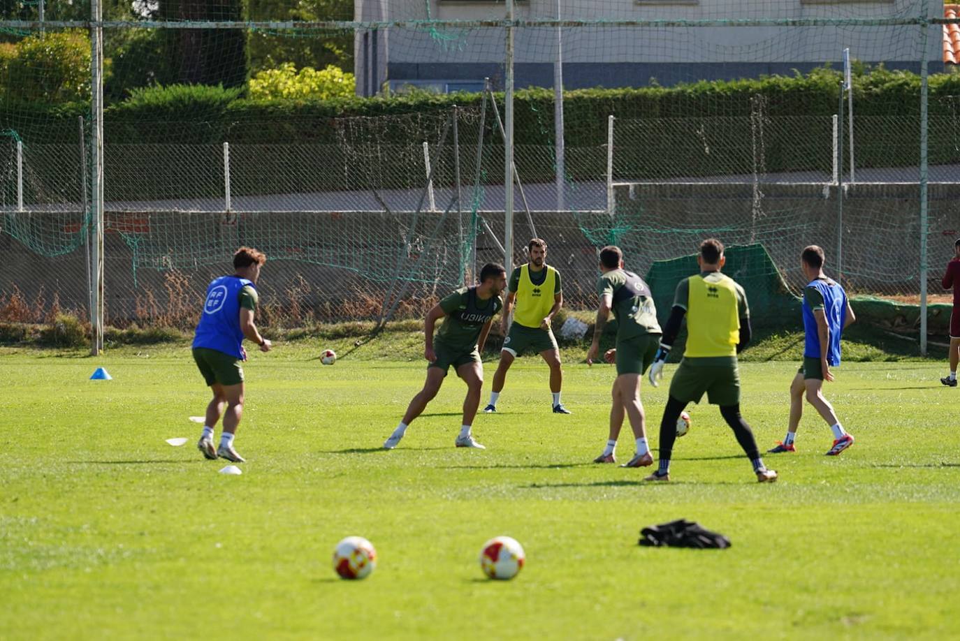 El anexo al Tori acoge la primera sesión de la semana para Unionistas con la vista puesta en el Pedro Escartín