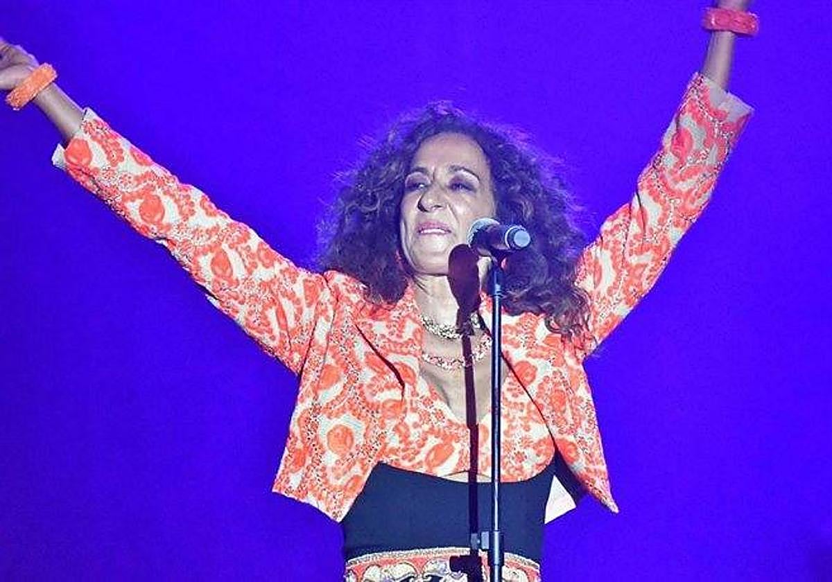 Rosario Flores, en un concierto.