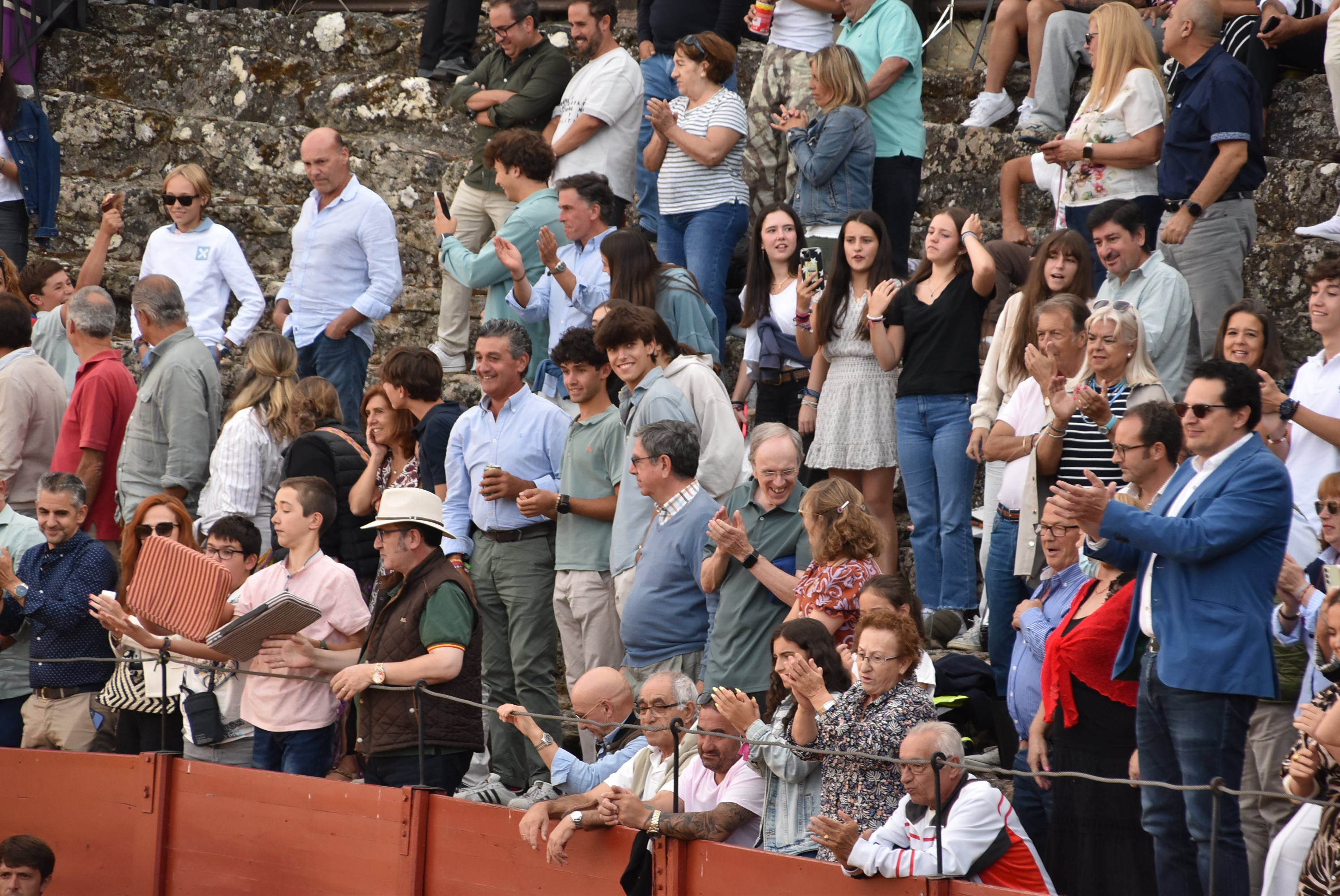 Puerta grande para Castaño, Diosleguarde y Julio Norte en la plaza de toros de Béjar