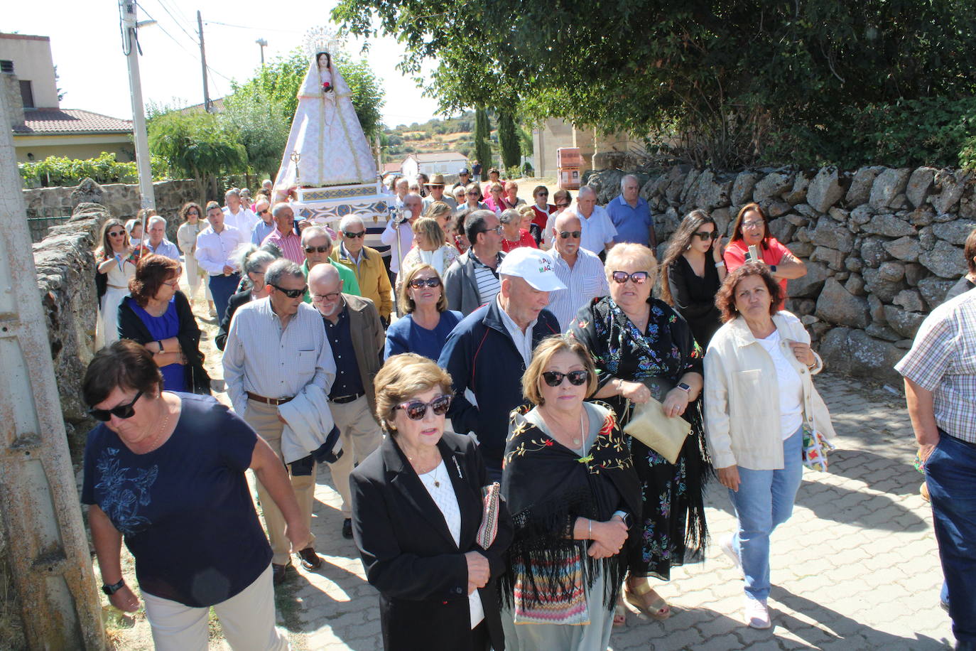Gallegos de Solmirón entona el &quot;Adiós&quot; a la Virgen de Gracia Carrero