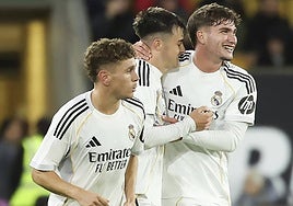 Bruno Iglesias vuelve a sonreír con un golazo de falta con el Castilla