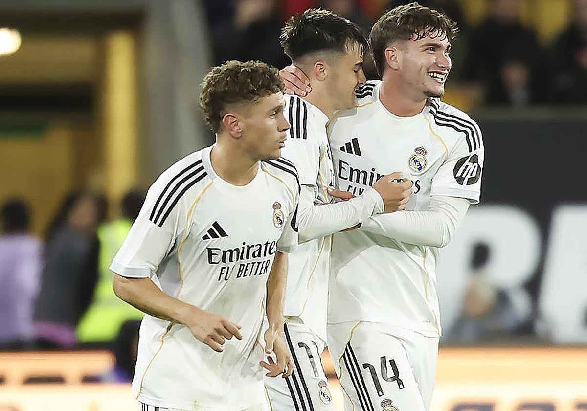 Bruno Iglesias vuelve a sonreír con un golazo de falta con el Castilla