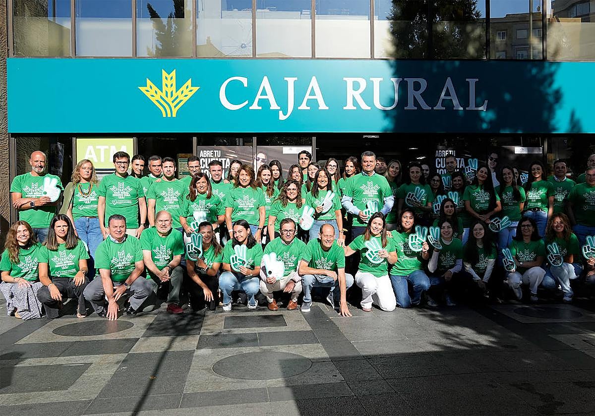 Caja Rural de Salamanca celebra su «Día Solidario» a favor del Banco de Alimentos