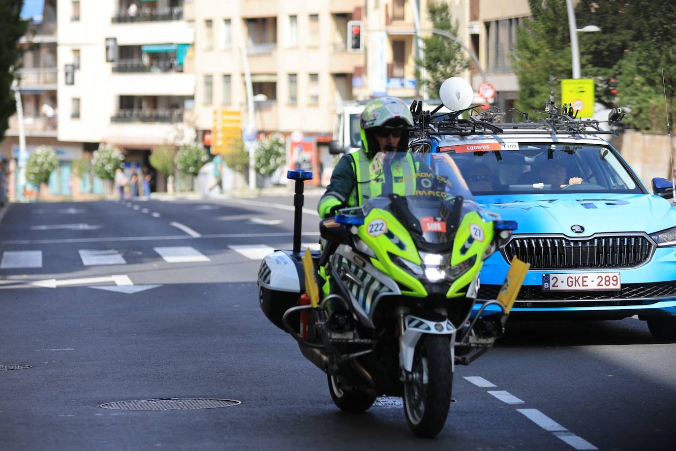 Mucha seguridad, protestas, y afición por el ciclismo: todas las imágenes de La Vuelta en Salamanca