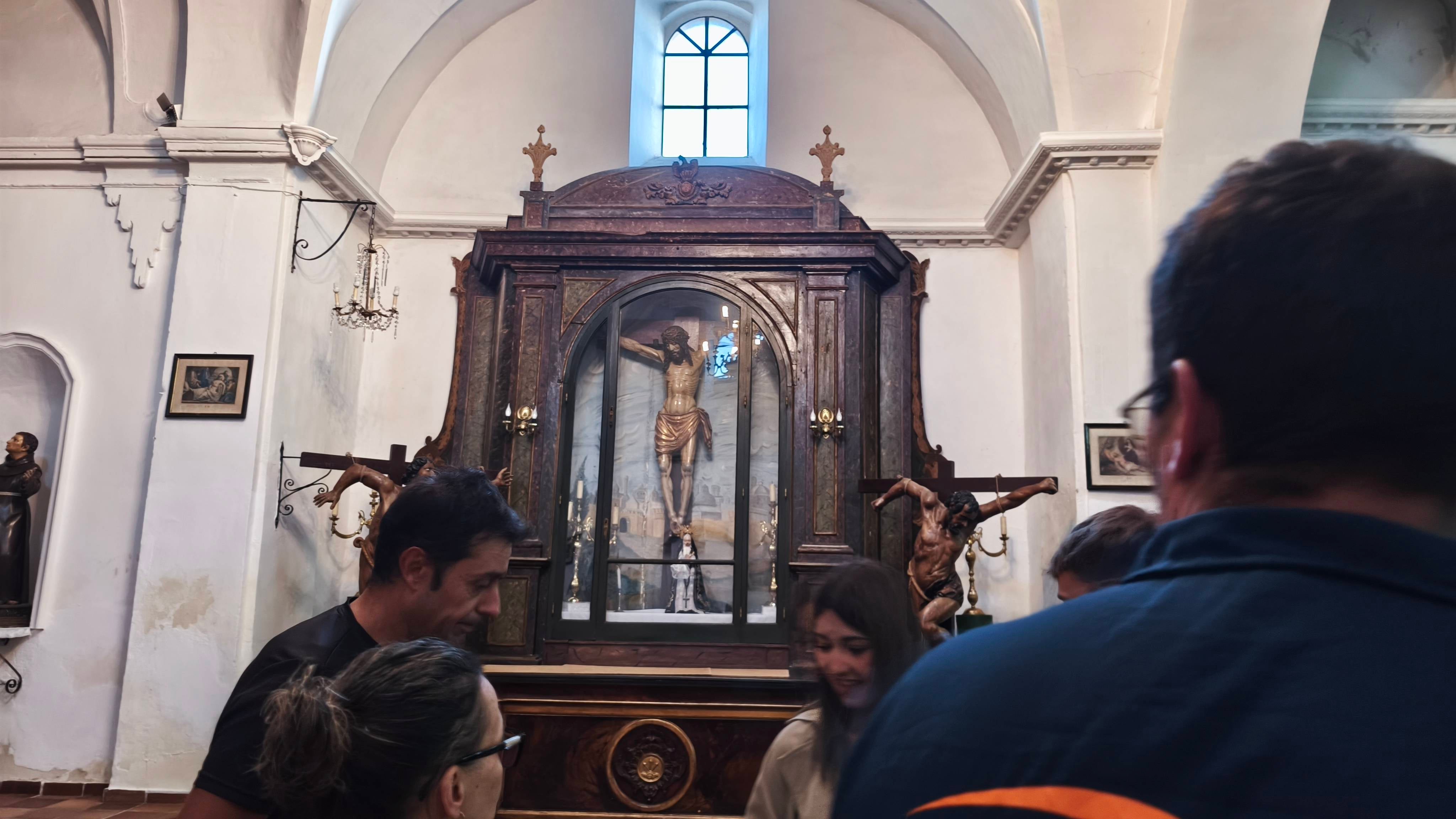 Emocionante bajada del Cristo de la Agonía en Peñaranda
